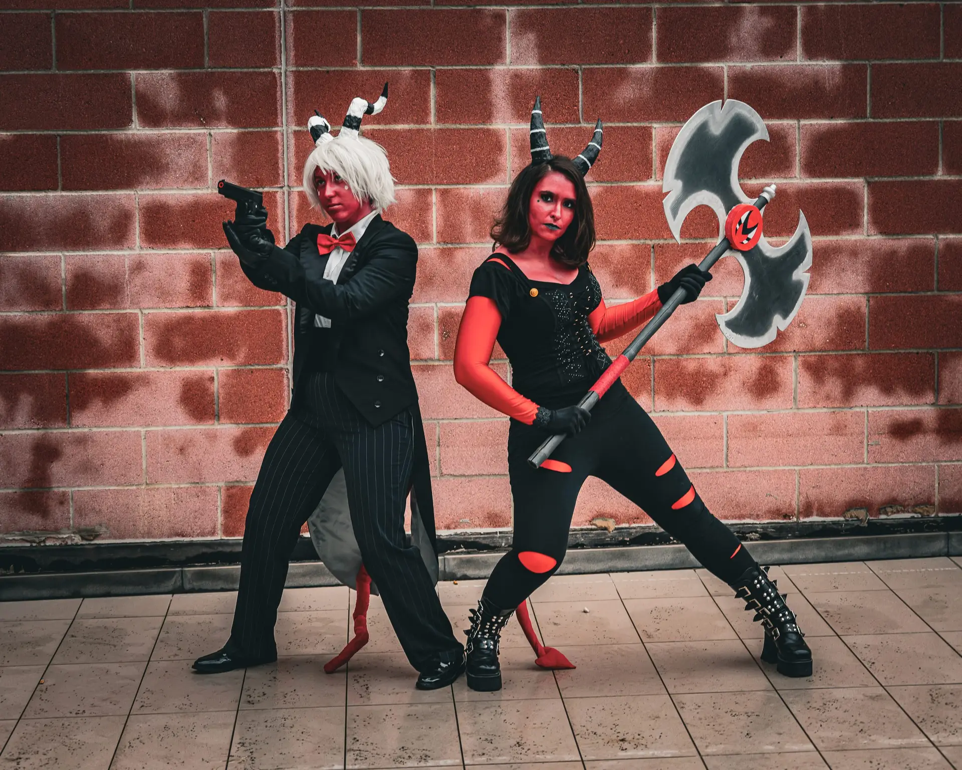 Contatto Fisico durante i Fotoset Cosplay: Linee Guida per un Ambiente Sicuro